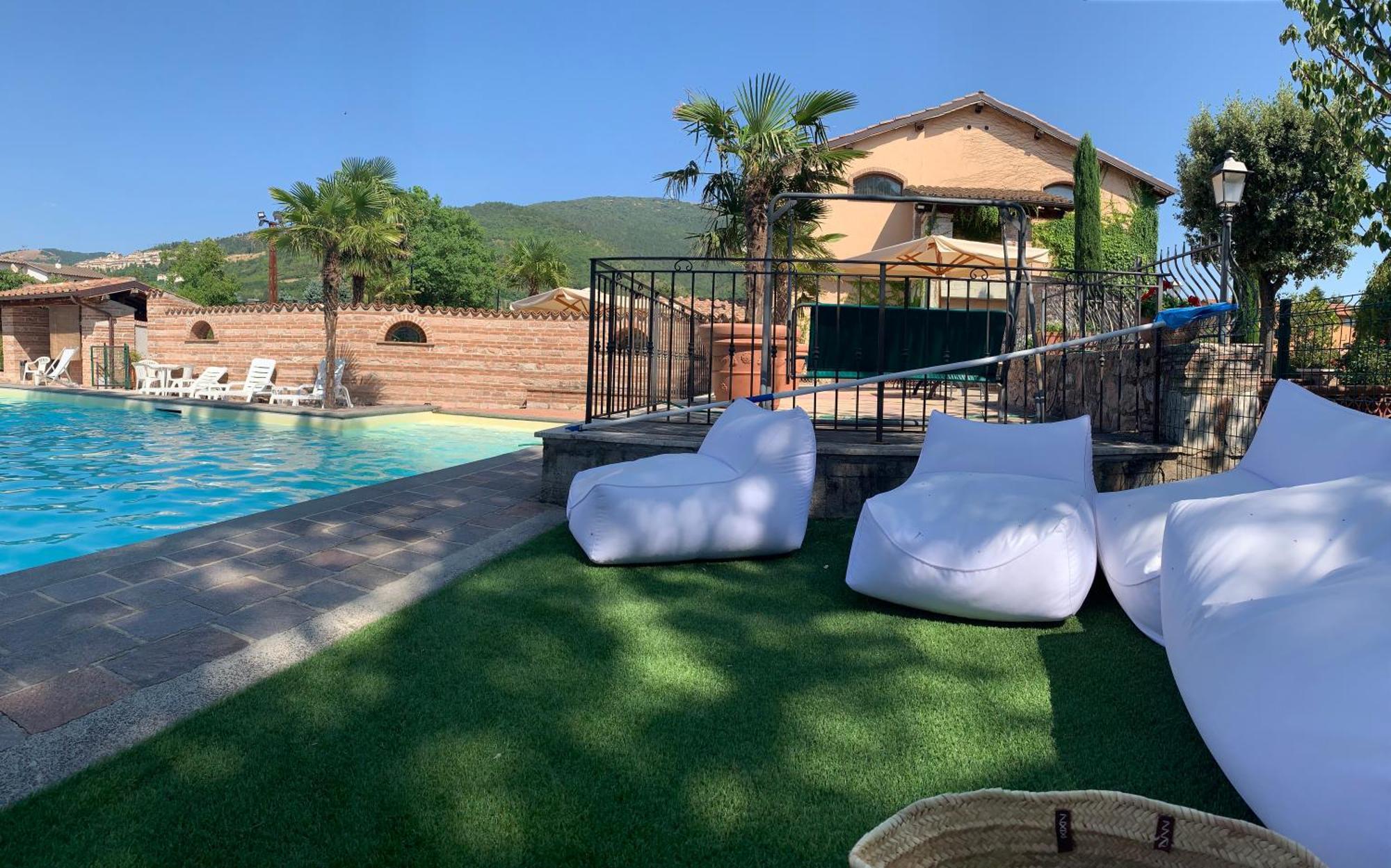 Residenza Le Querce Trilocale Villa Fossato di Vico Eksteriør bilde