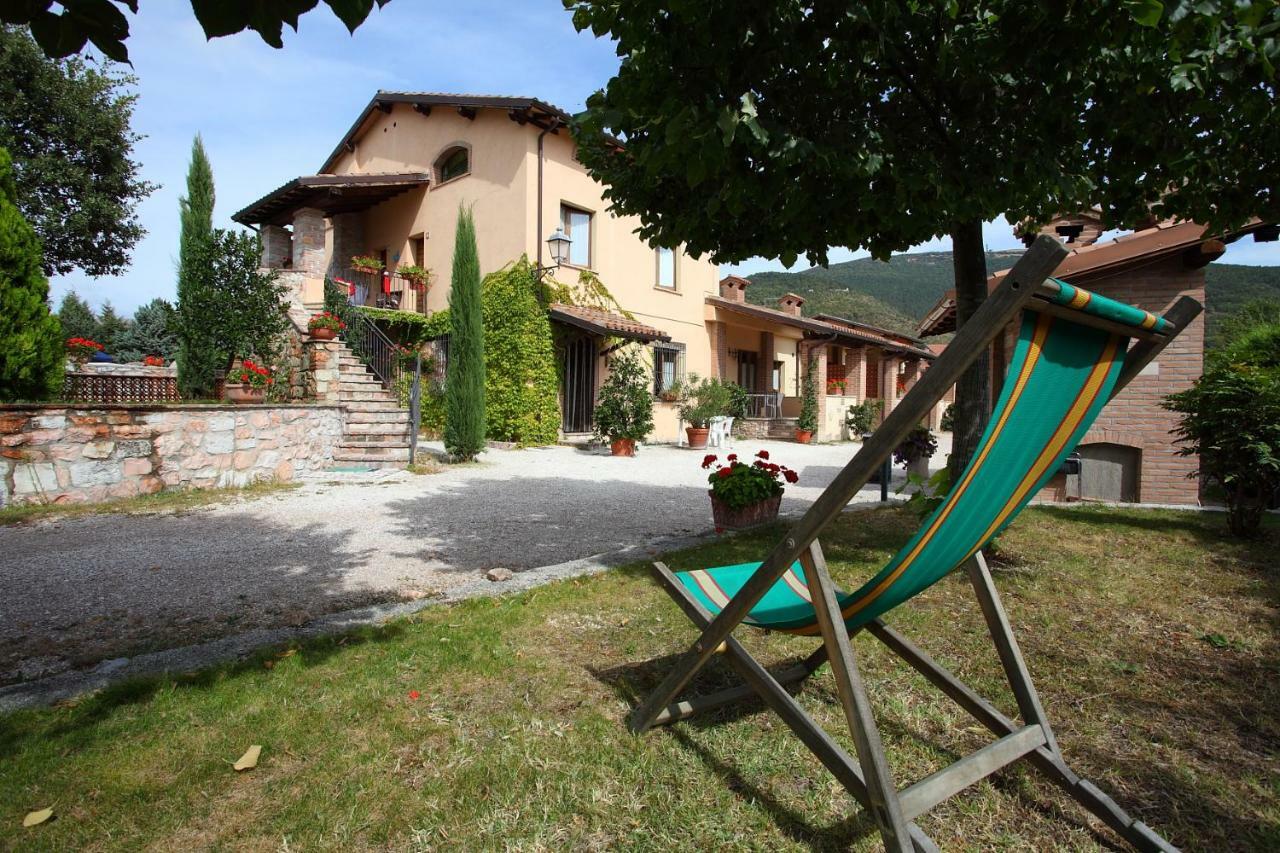 Residenza Le Querce Trilocale Villa Fossato di Vico Eksteriør bilde
